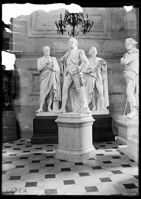 Photo:Statues in Statuary Hall, U.S. Capitol, Washington, D.C.