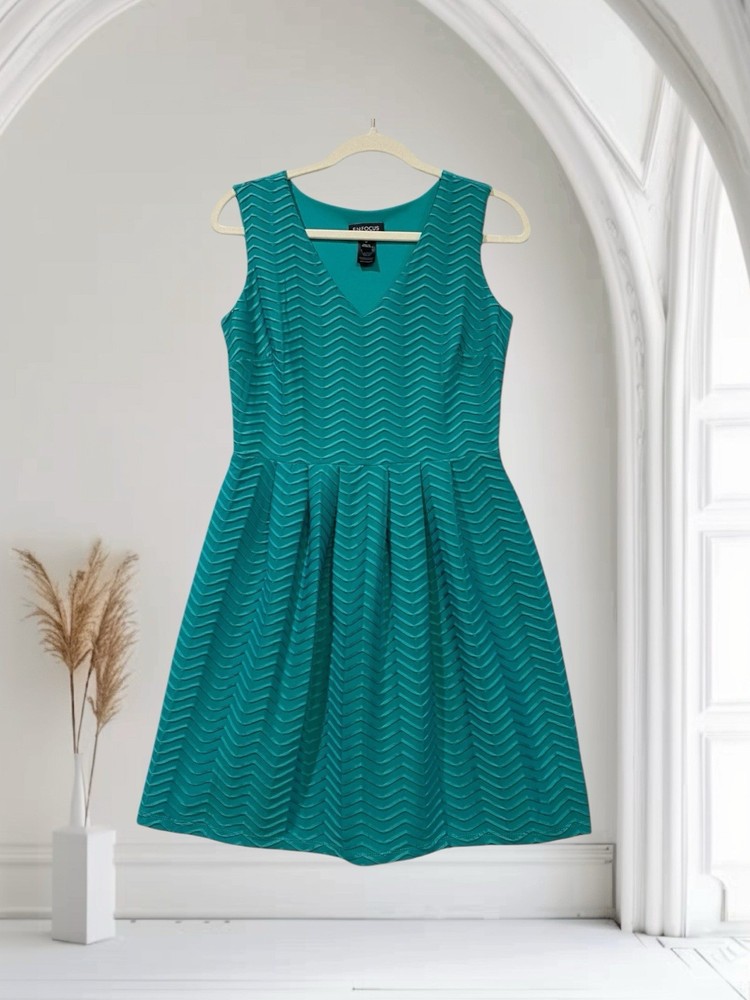 Enfocus Studio Sleeveless V Neck Fit & Flare Dress Women’s Size 6 Textured Green