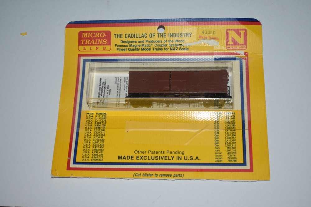 N Scale MTL Undecorated 1 & 1/2 Door Boxcar C53893