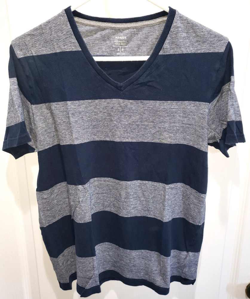 OLD NAVY womens WIDE STRIPE DARK BLUE TOP SHIRT size small V neck SHORT SLEEVE