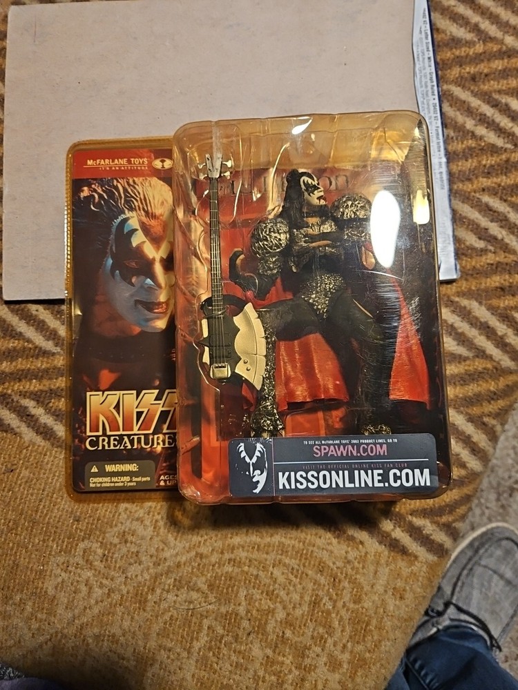2002 McFarlane Toys KISS Creatures: Gene Simmons: The Demon Action Figure NIP