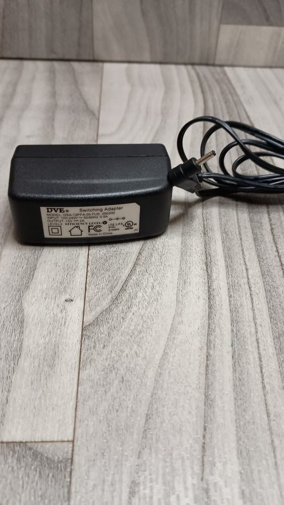 DVE DSA-12PFA-05 FUS 050200 AC Power Supply Adapter Charger Cord Output 5V 2A