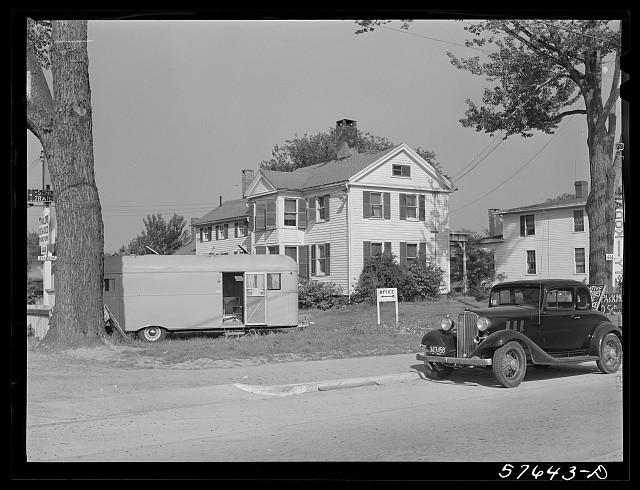 Photo:East Hartford Connecticut 1941 Defense Workers Homes Trailer Parking