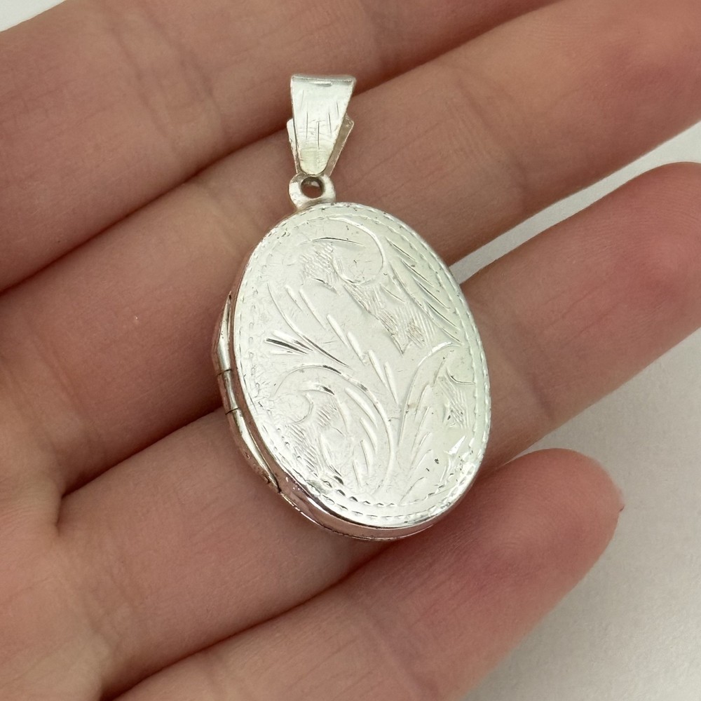 Vintage 925 Sterling Silver Floral Etched Puffy Oval Locket Pendant