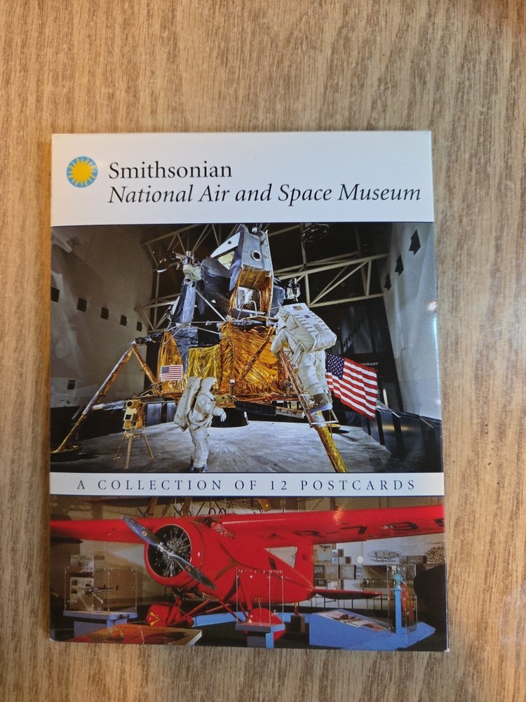 12 Postcards Smithsonian Air Space Museum  2005 Souvenir Flying Flight