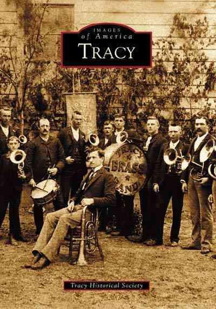Tracy by Tracy Historical Society (English) Paperback Book