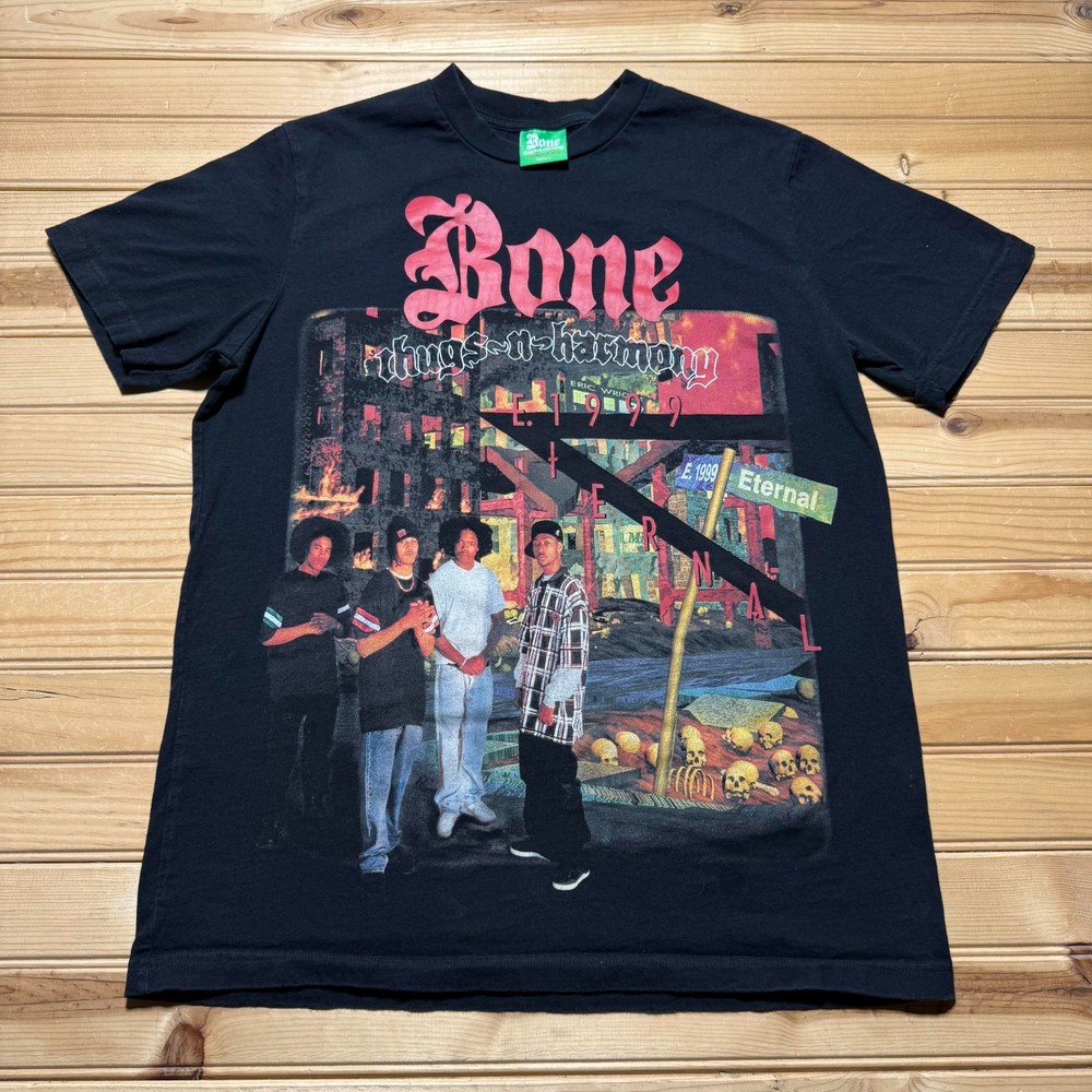 Vintage 90s Bone Thugs-N-Harmony Eternal Rap Hip Hop Music Graphic T-Shirt Small