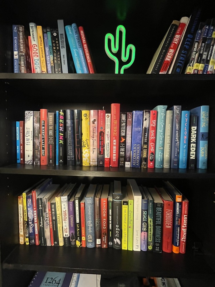 Lot of 10 Pounds Hardcover INSTANT COLLECTION GENERAL FICTION Book MIX GENRE SET