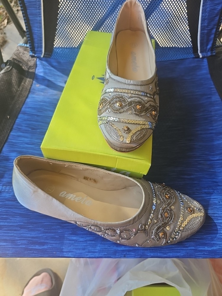 Women's Ameta Silver Amy Shoes Size 7.5
