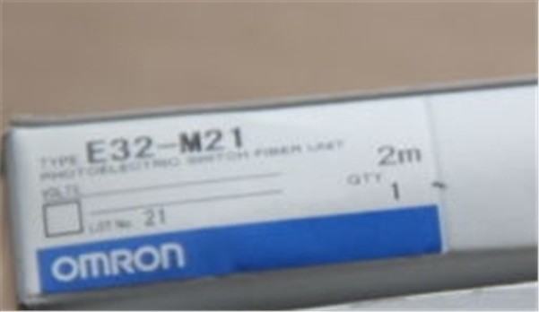 New 1Pcs Omron E32-M21 Plc Module nv