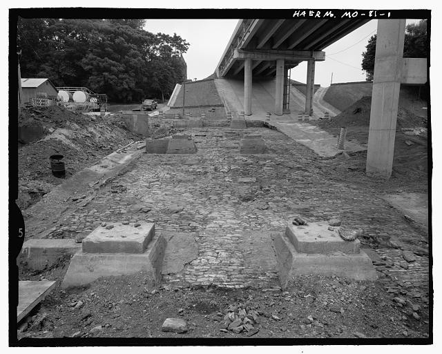 Fifth Street,5th Street,Boonville,Cooper County,Missouri,MO,Railroad Tracks