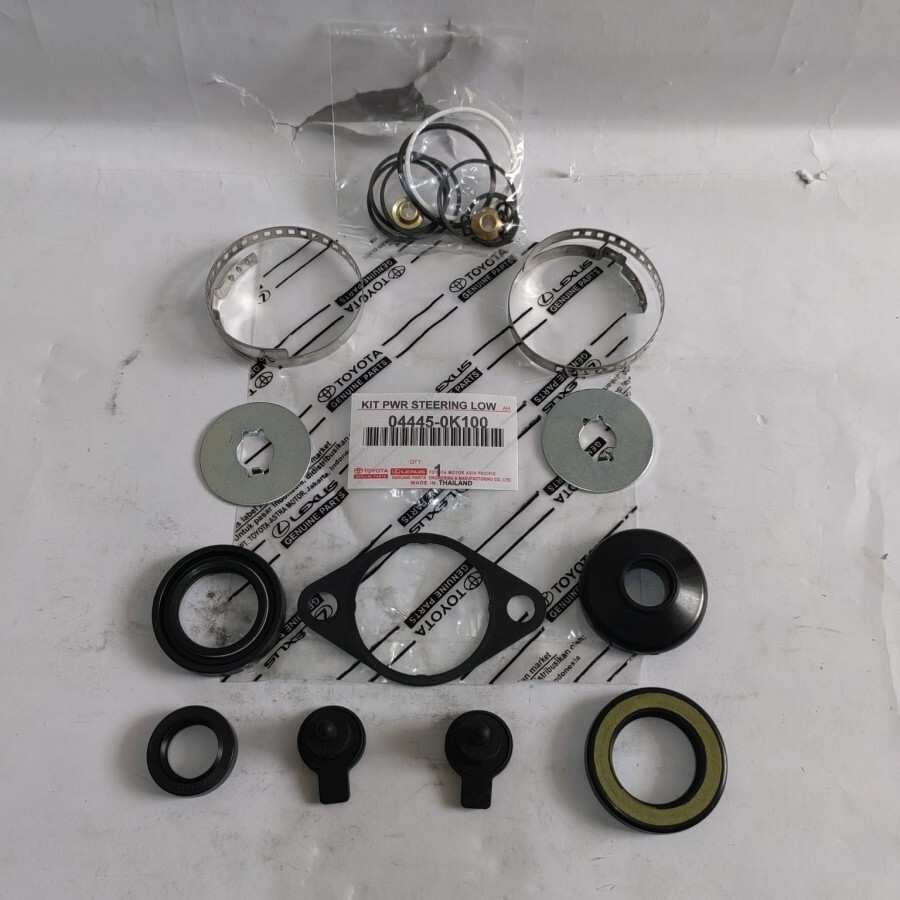 Toyota OEM 04445-0K100 Power Steering Rack & Pinion Gasket Kit