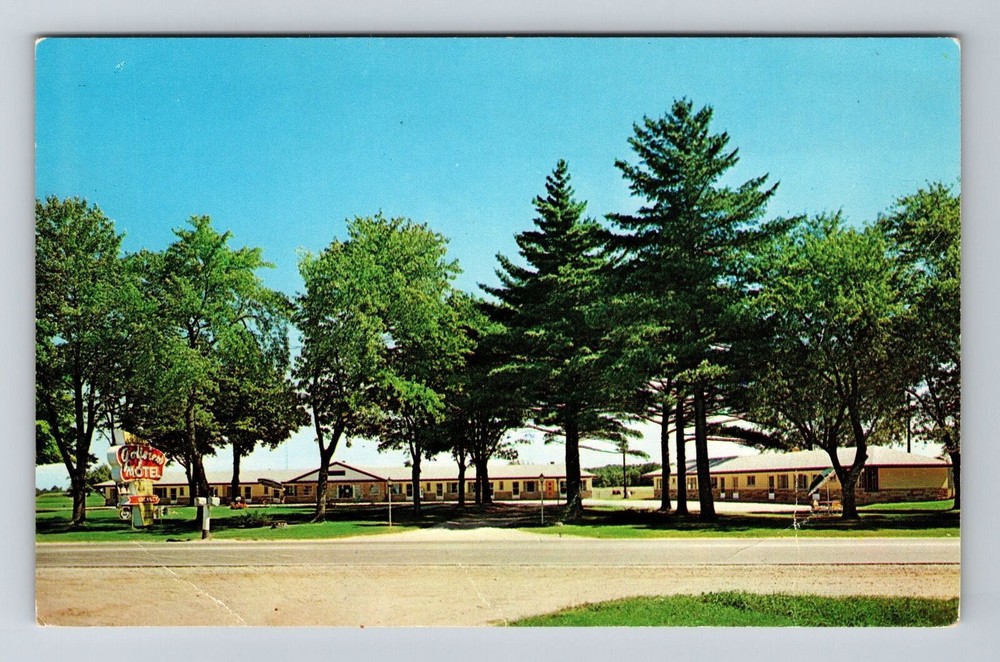 Gaylord MI-Michigan, Golfview Motel, Scenic View, Vintage Postcard