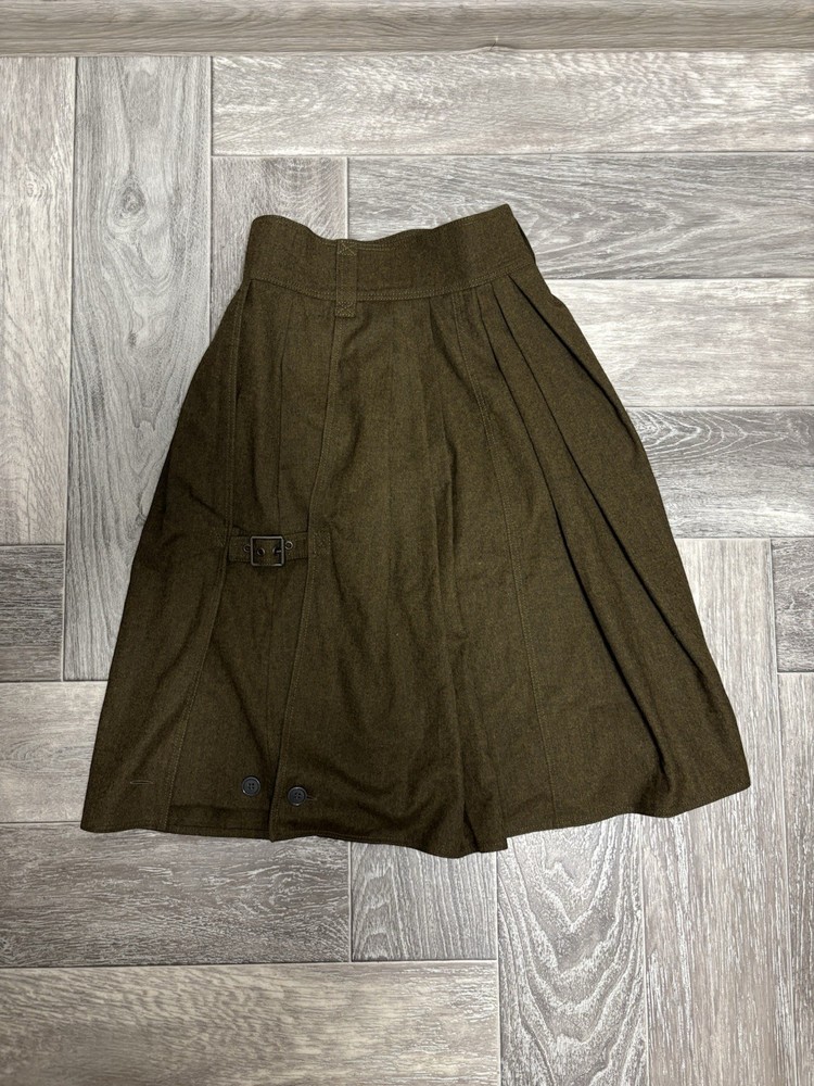 ￼ Etro Vintage Olive Green Wool Pleated Skirt High Waist Button Detail