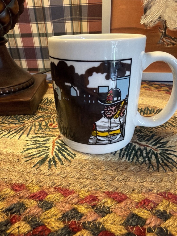 Linyi Wondermugs Color Changing Coffee Mug Firefighter Very Cool Fireman Hero