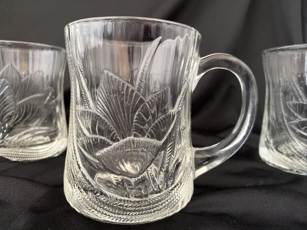 Clear Glass Mugs Cups Set Of 4 Glcoloc France Canterbury Crocus Flower Leaf