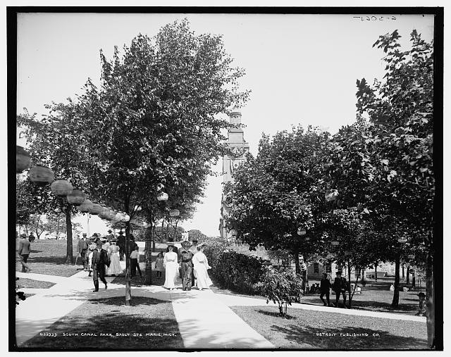 Photo:Sault Ste. Marie Mich South Canal Park 1905 Walkers Trees Monument