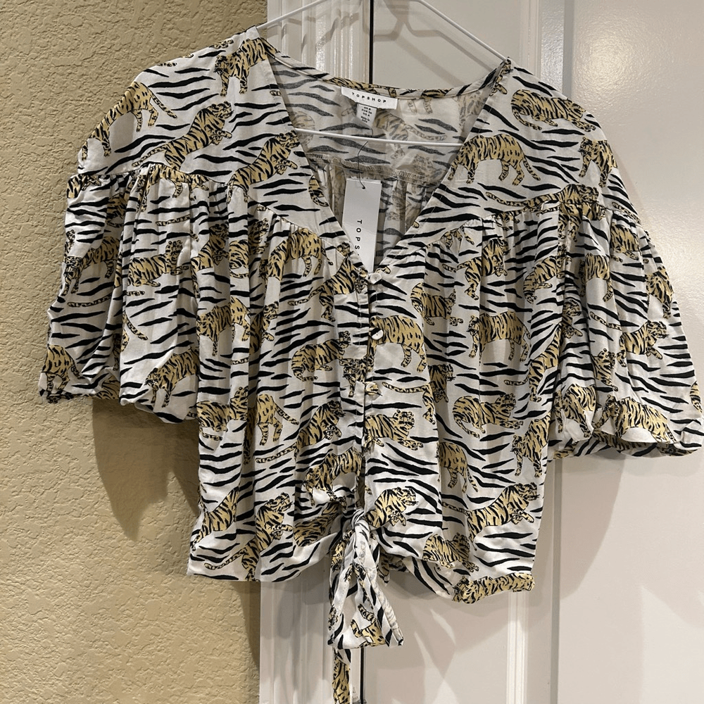TopShop tiger puff sleeve button front tie waist women size 4 NWT