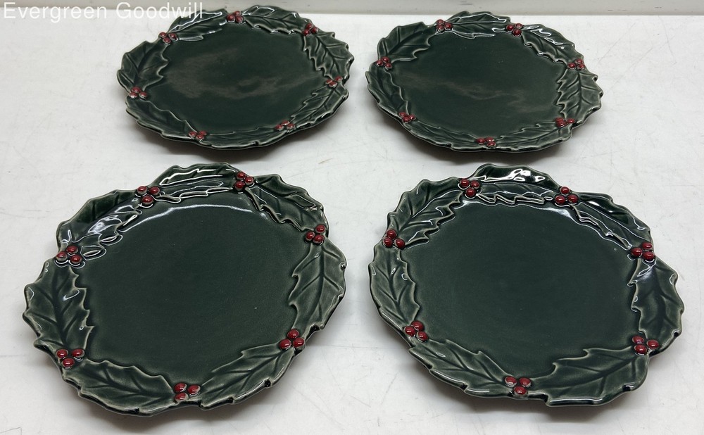 Pottery Barn Holly Salad Plates Set of 4