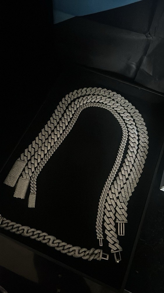 10mm 22in VVS High-Quality Moissanite Cuban Chain