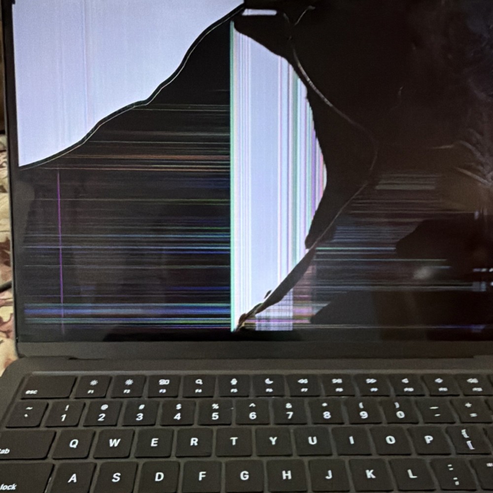 MacBook Air M2 A2681