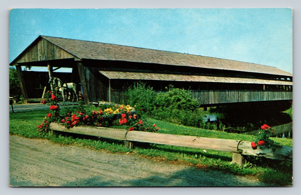Shelburne VT Double-Lane Covered Bridge To Shelburne Museum VINTAGE Postcard