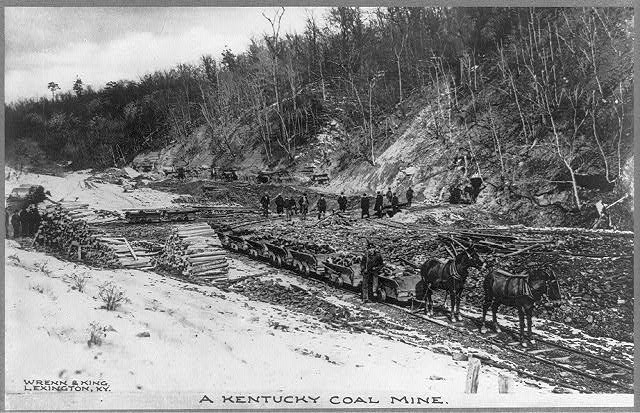 Mine Cars,Ore,Lexington,Kentucky,Coal Mine,Mining,1900-1910,Donkey,Miners