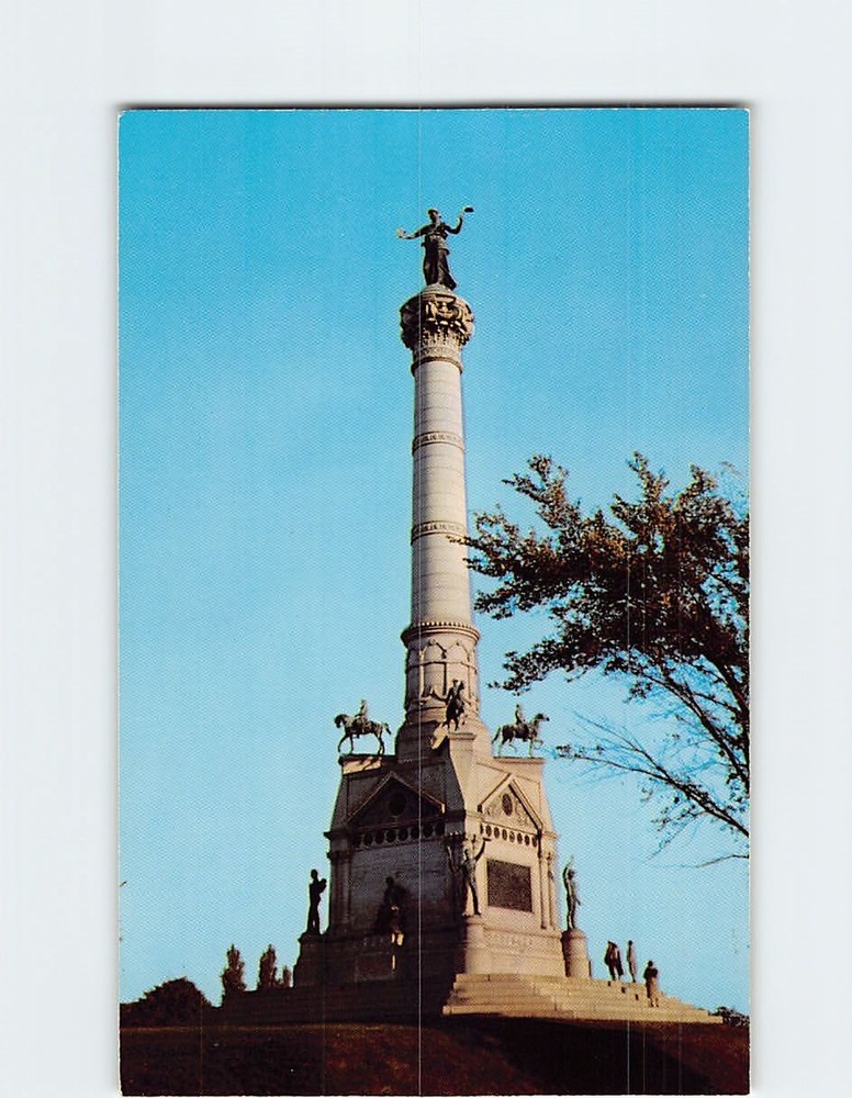 Postcard The Soldiers' and Sailors' Monument Des Moines Iowa USA