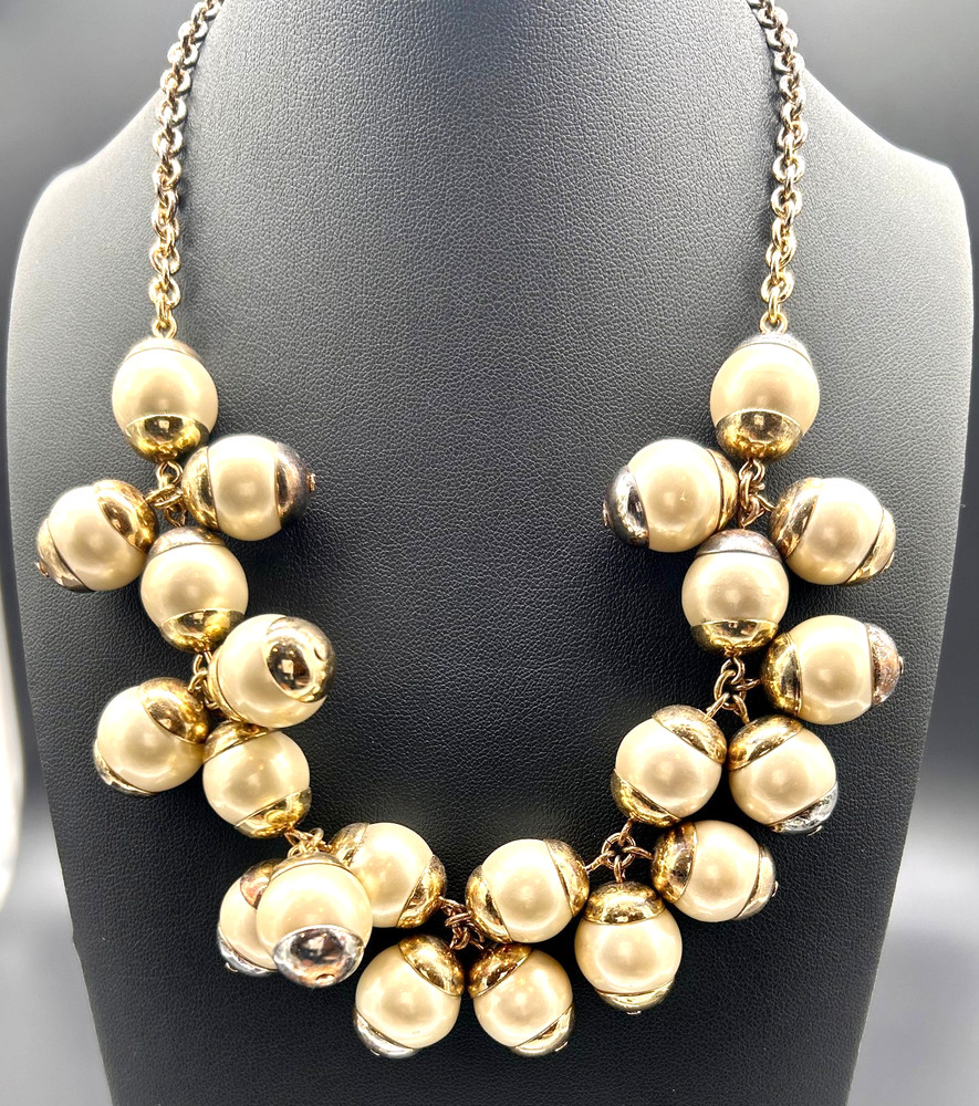 J. Crew Vintage Pearl Cluster Statement Necklace Gold Tone Chunky Bubble Chic