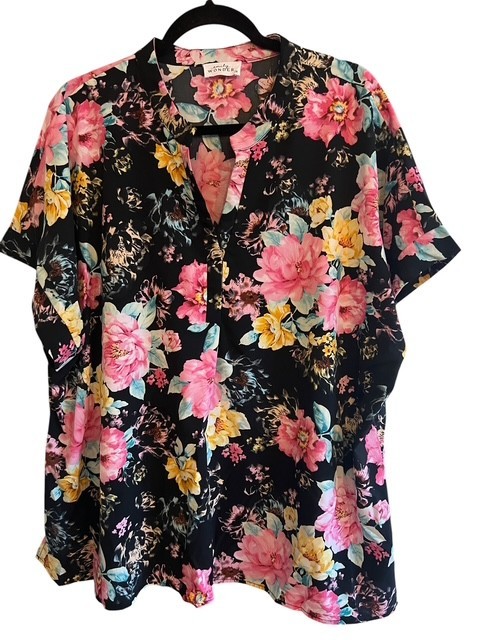 Emily Wonder 2X Floral Tunic Blouse Floral Short Sleeve Top
