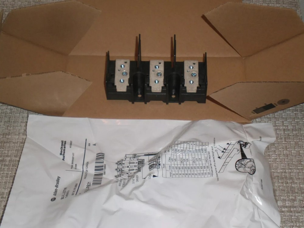New! Allen Bradley 1494U-F30 SER A 30 Amp Fuse Block w/ 1494U-PB31 Free Ship!