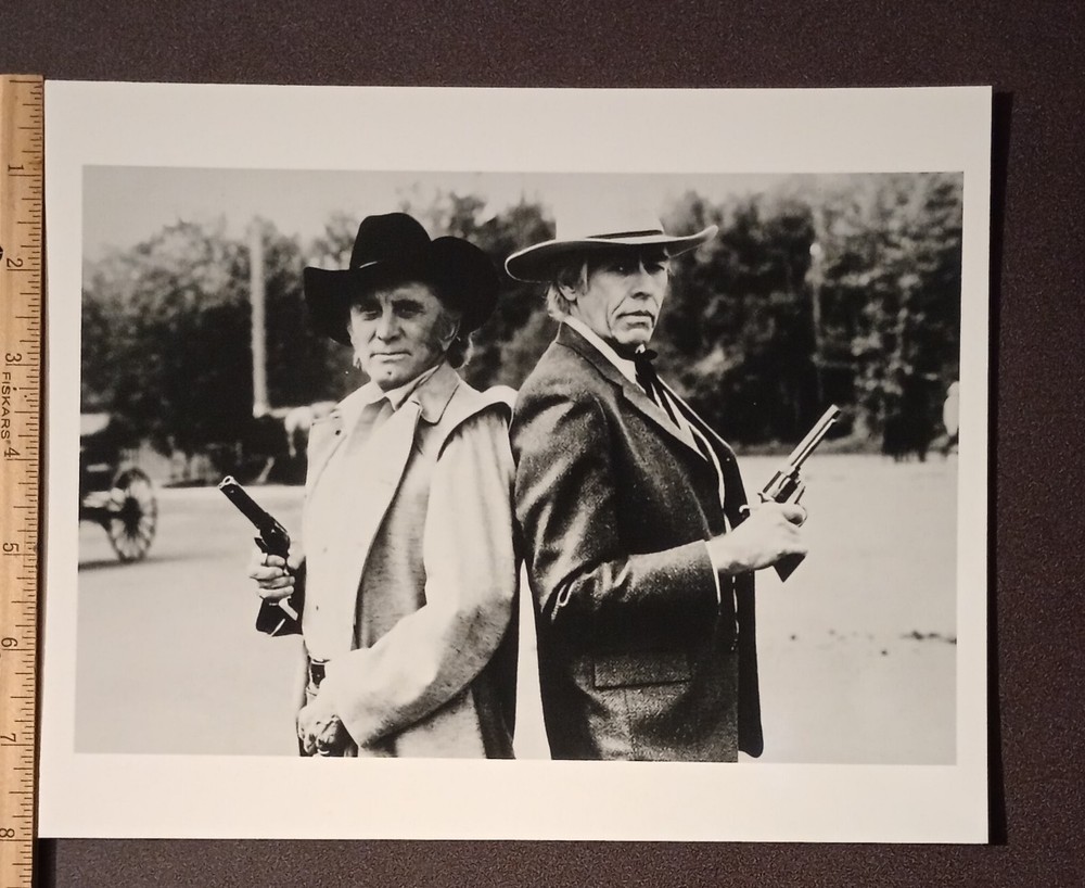 1984 Kirk Douglas James Coburn Draw! Movie Actors 8x10 Glossy Photo Vintage
