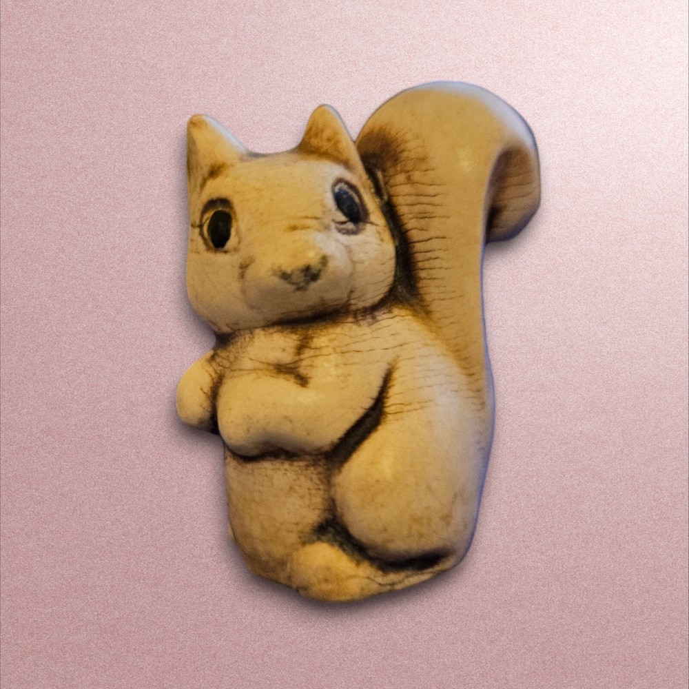Miniture Ceramic Squirrel Vintage 1.5