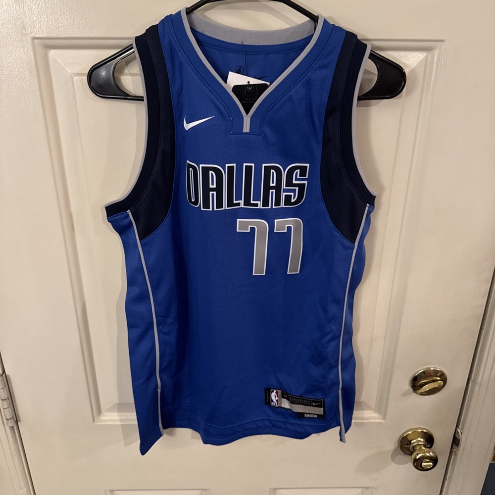 Luka Doncic Dallas Mavericks Youth Icon Edition Swingman Jersey Size M- NWT