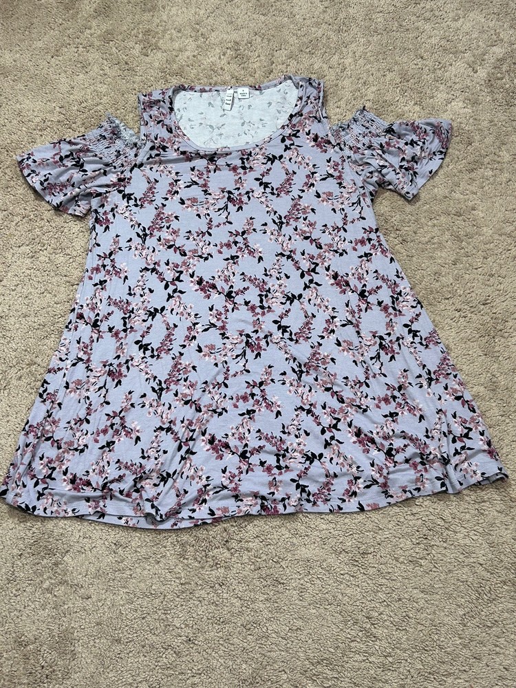 Elle Womens Shirt Size Small Multicolor Floral Print Cold Shoulder Soft Flowy
