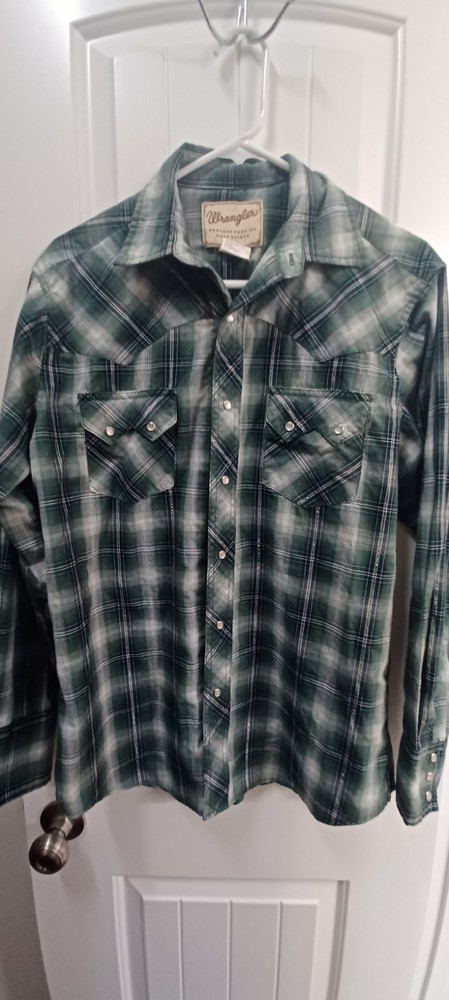 Wrangler Pearl Snap flannel Shirt Mens Size M Green Plaid