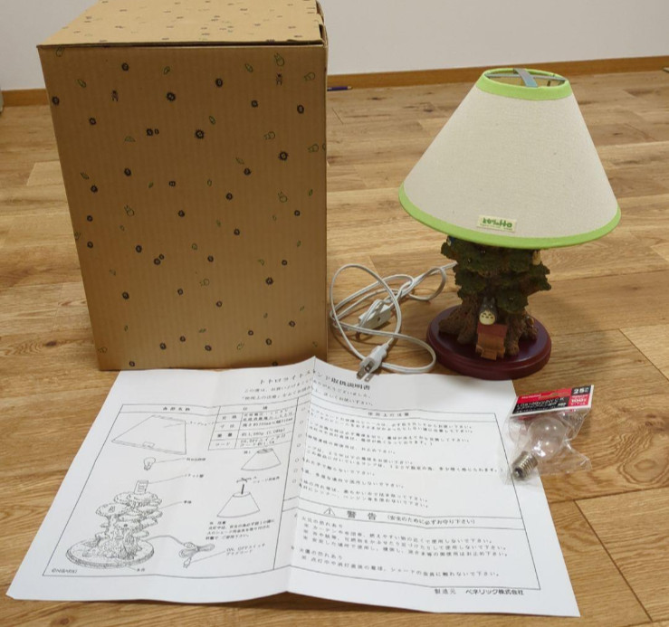 Studio Ghibli My Neighbor Totoro Stand Light Room Lamp Vintage  Light-Up Diorama