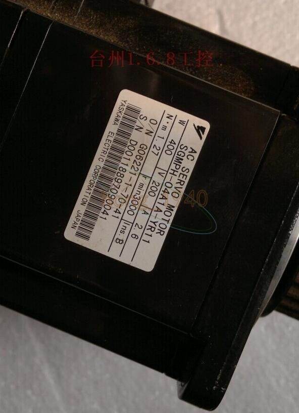 1PCS Yaskawa servo motor SGMPH-04A1A-YR11 Tested USED