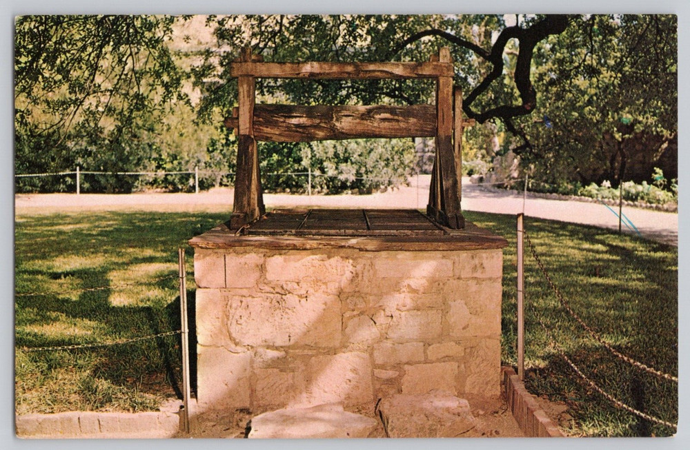 Original Well Of The Alamo Built 1718 San Antonio, TX Vintage Postcard