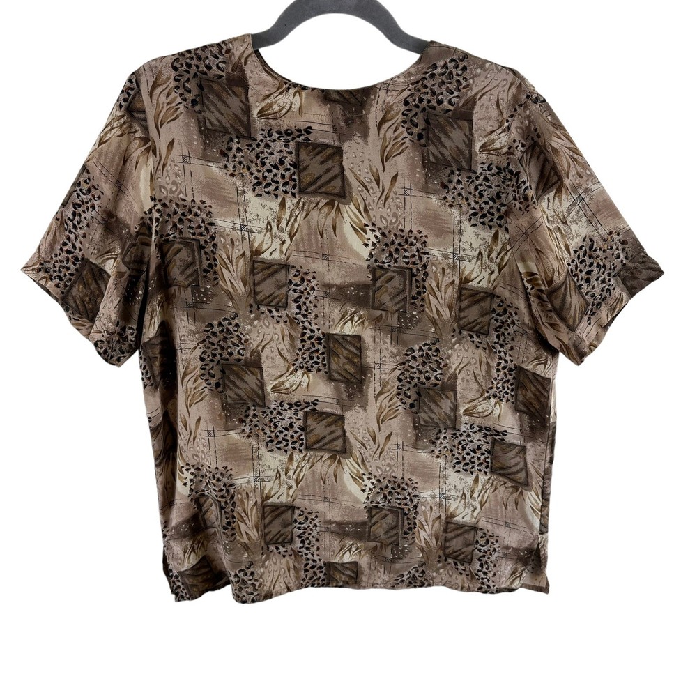 QUO-Silk Vintage 100% Silk Leopard Print Short Sleeve Crew Neck Blouse Size S