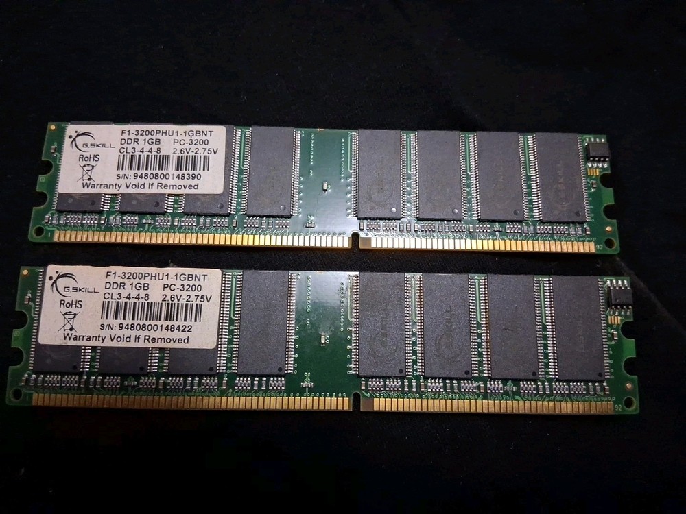 G.SKILL 2GB (2x1GB) DDR-400 PC-3200 RAM Kit F1-3200PHU1-1GBNT