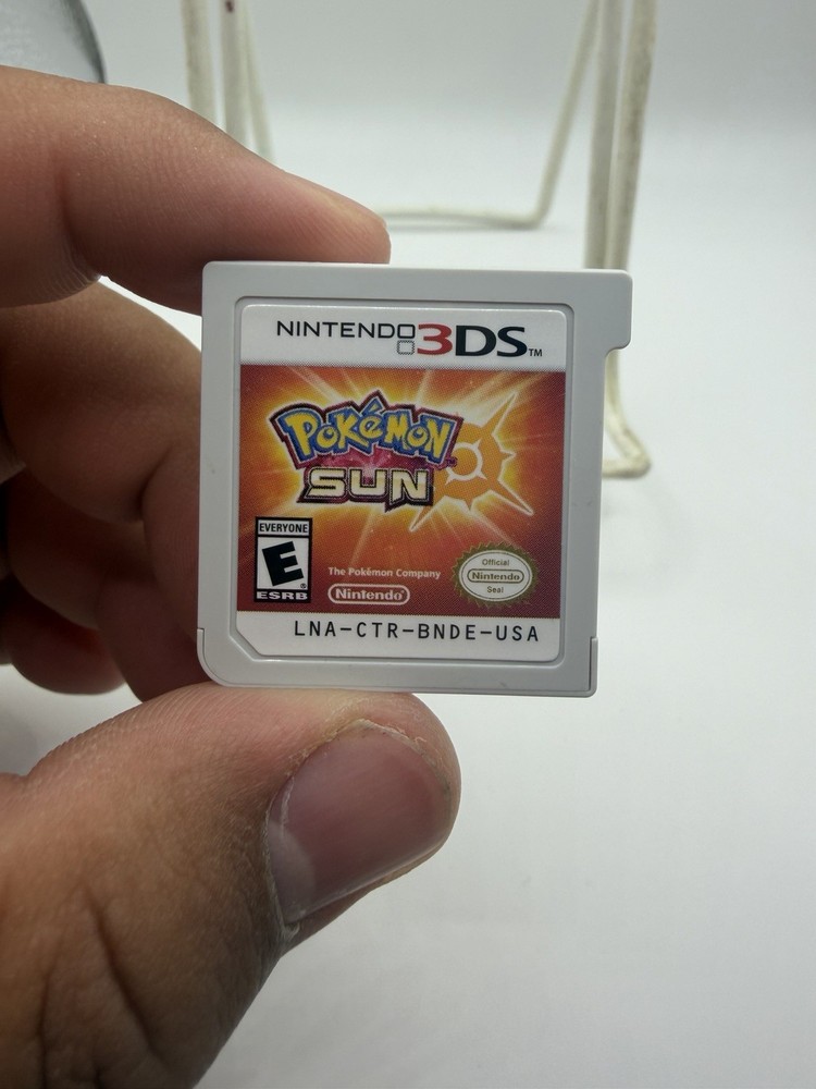 Pokemon Sun (Nintendo 3DS, 2016) Authentic - Cartridge Only - Tested