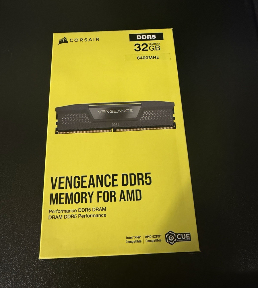 Corsair Vengeance 32GB (2x16GB) DDR5-6400 DIMM 288-Pin XMP CMK32GX5M2B6400Z36