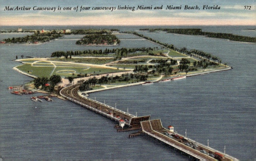 1940s MacArthur Causeway Miami Miami Beach Florida Linen Litho Postcard