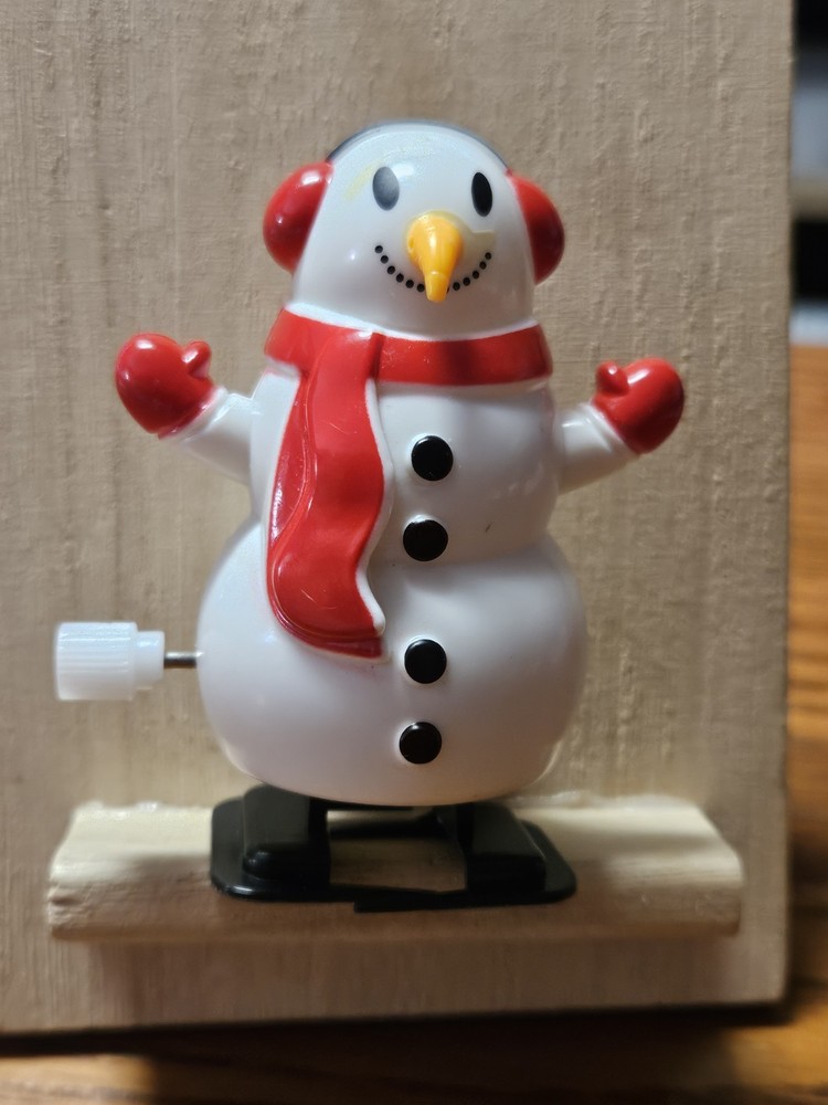 Christmas Snowman Wind-Up Toys Plastic Holiday Stocking Stuffers Hard To Find