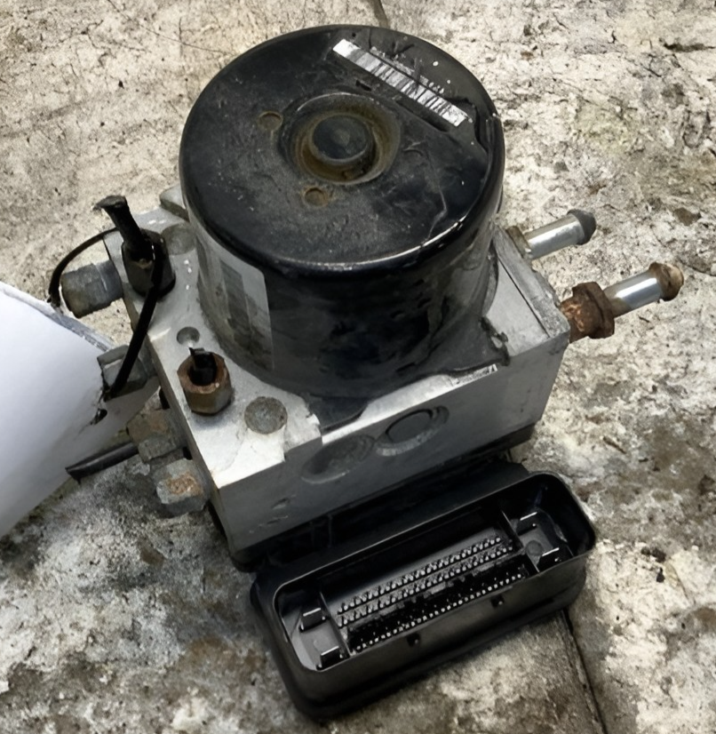 2008 Jeep Grand Cherokee ABS Anti-Lock Brake Pump Assembly OEM