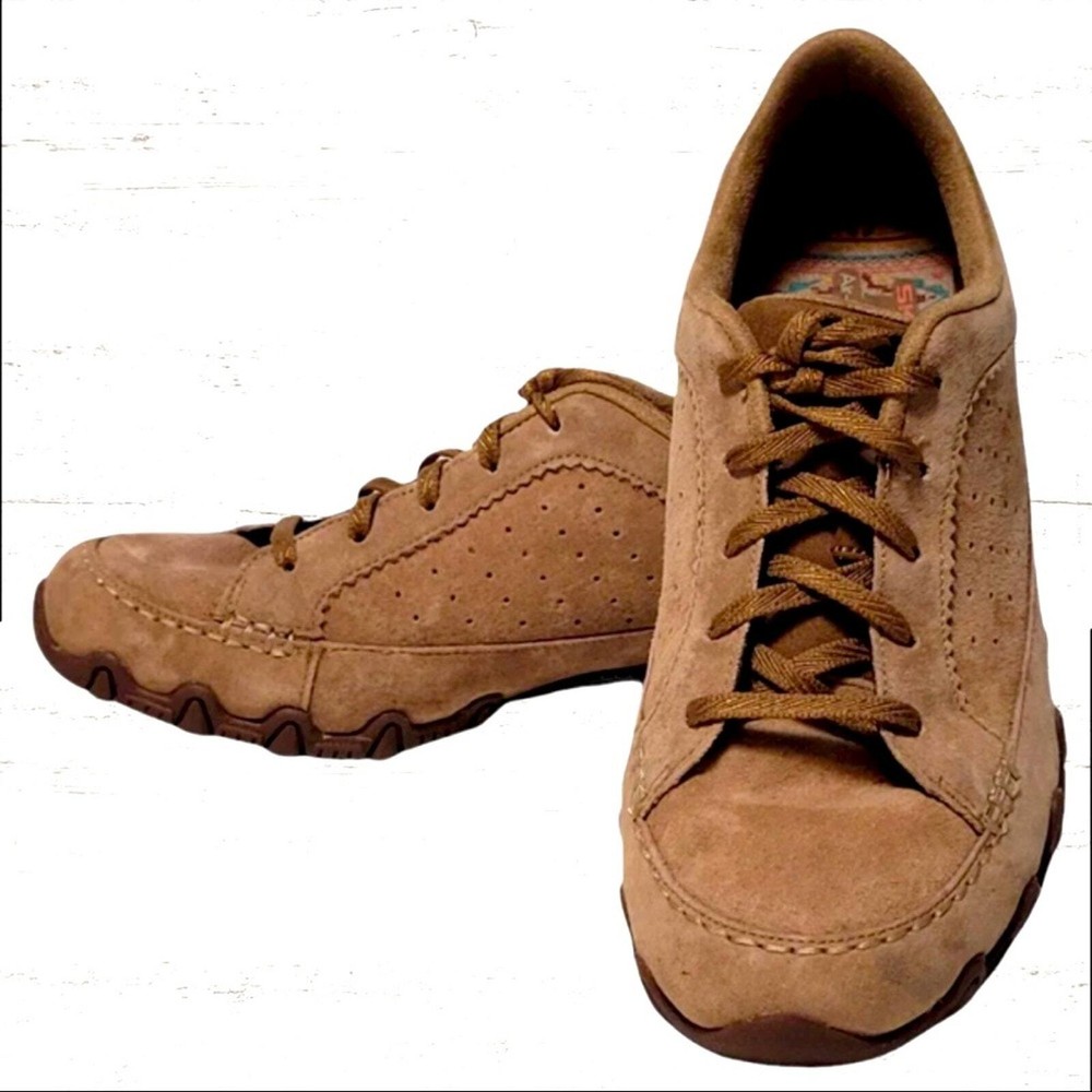 Leather Skechers