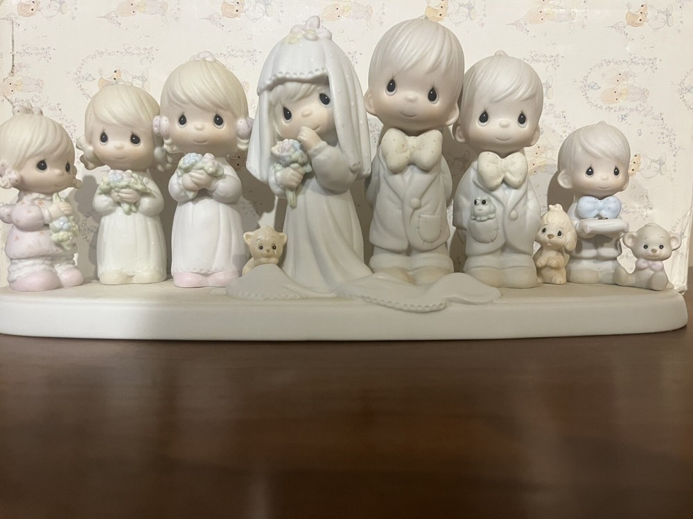 Precious Moments Full Wedding Party Figurine