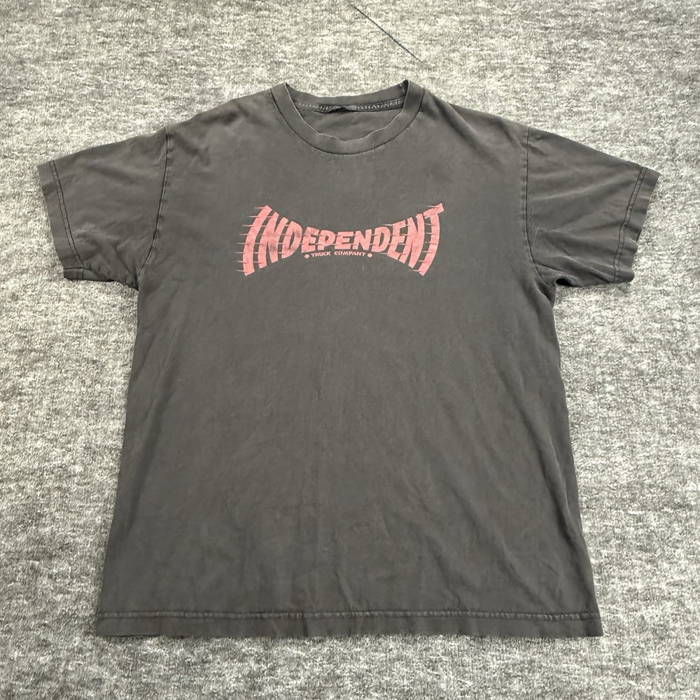 Y2K Independent Truck Co T Shirt Men’s M Black Red Logo Skate Streetwear