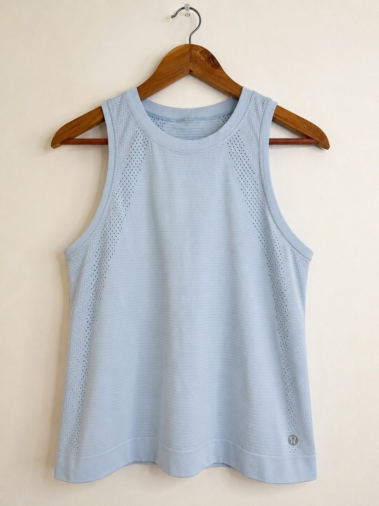 Lululemon Size 6 Light Blue Mesh Athletic Tank Top Racerback Yoga Gym